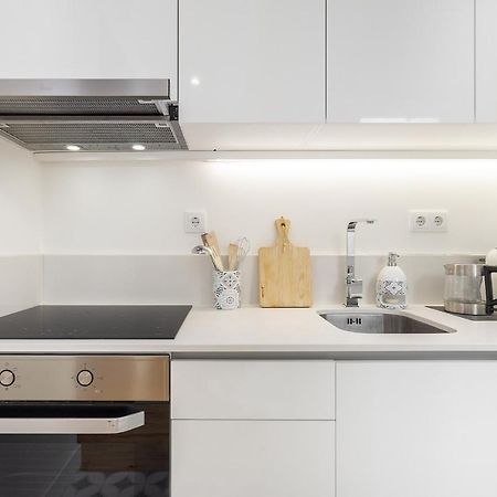 Whome Chic 1-Bed W/ Patio Perfect To Explore Lisboa Exteriér fotografie