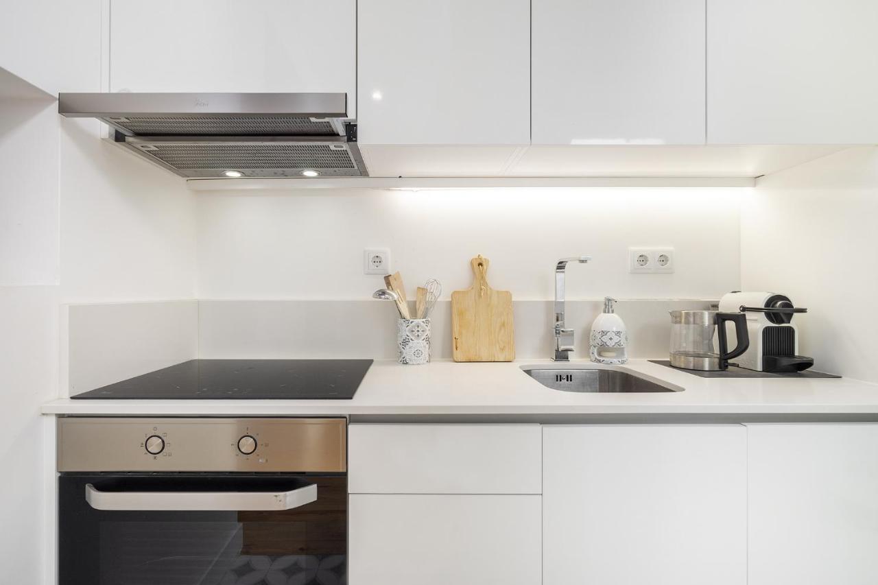 Whome Chic 1-Bed W/ Patio Perfect To Explore Lisboa Exteriér fotografie