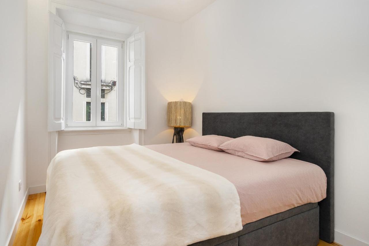 Whome Chic 1-Bed W/ Patio Perfect To Explore Lisboa Exteriér fotografie